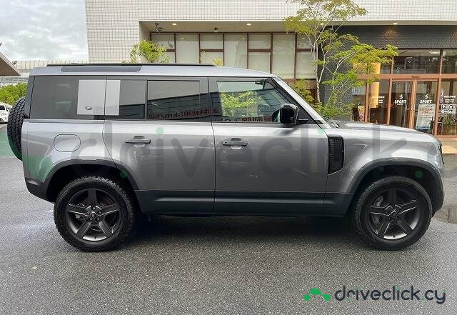 Land Rover Defender Grey