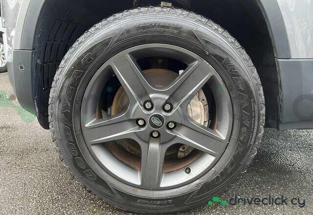 Land Rover Defender Grey