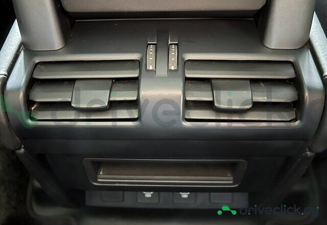 Land Rover Defender Grey