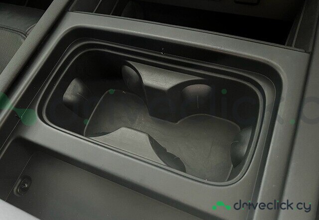 Land Rover Defender Grey