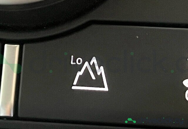 Land Rover Defender Grey