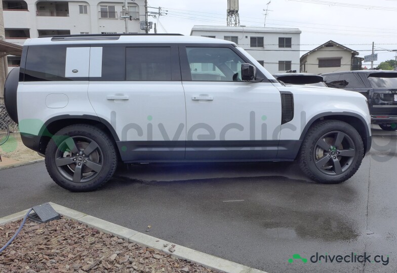 Land Rover Defender Белый