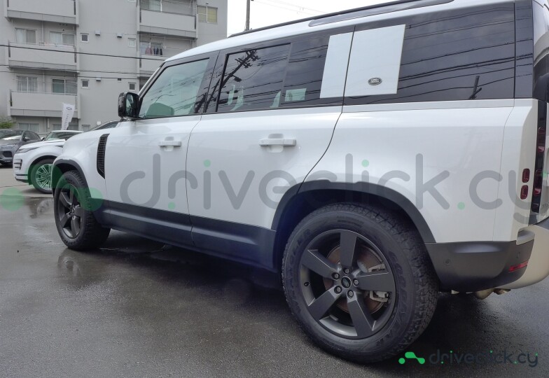 Land Rover Defender Белый