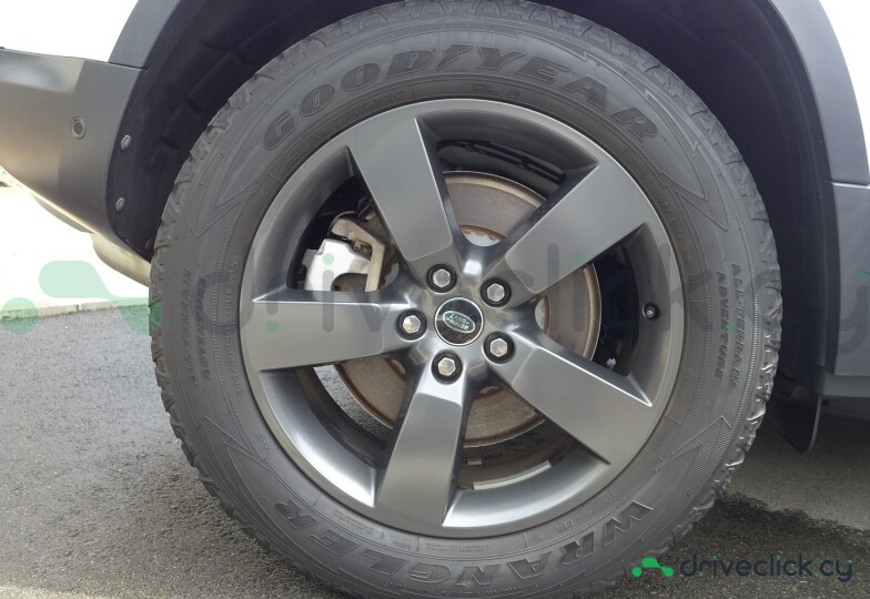 Land Rover Defender Белый