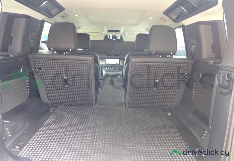 Land Rover Defender Белый
