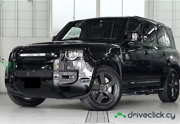 Land Rover Defender Черный