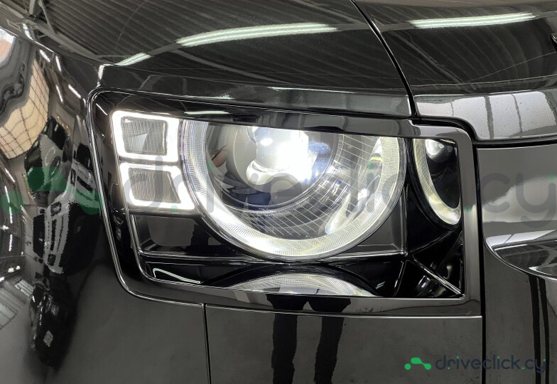 Land Rover Defender Черный