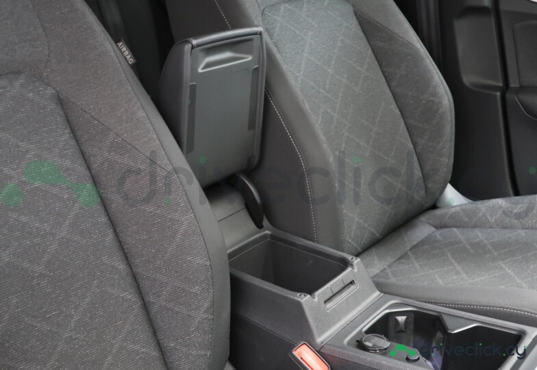 Volkswagen Golf Black