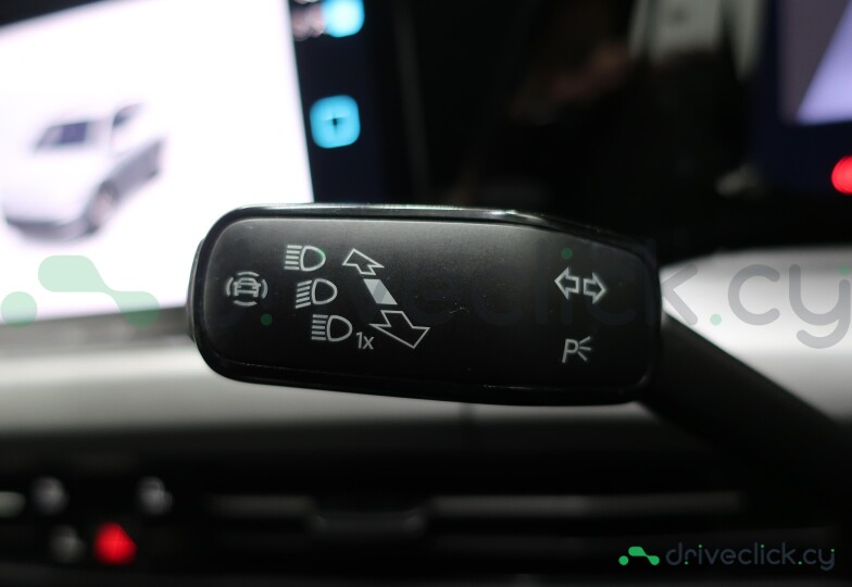 Volkswagen Golf Black