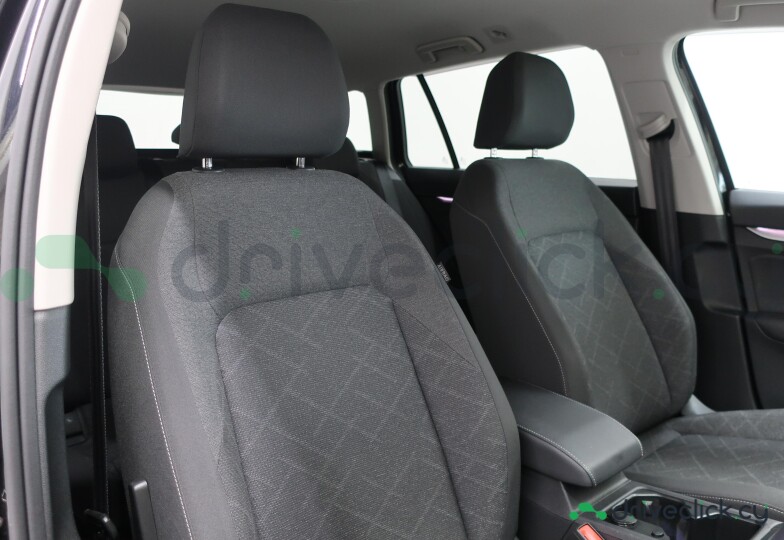 Volkswagen Golf Black