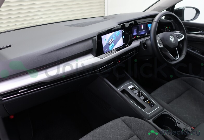 Volkswagen Golf Black