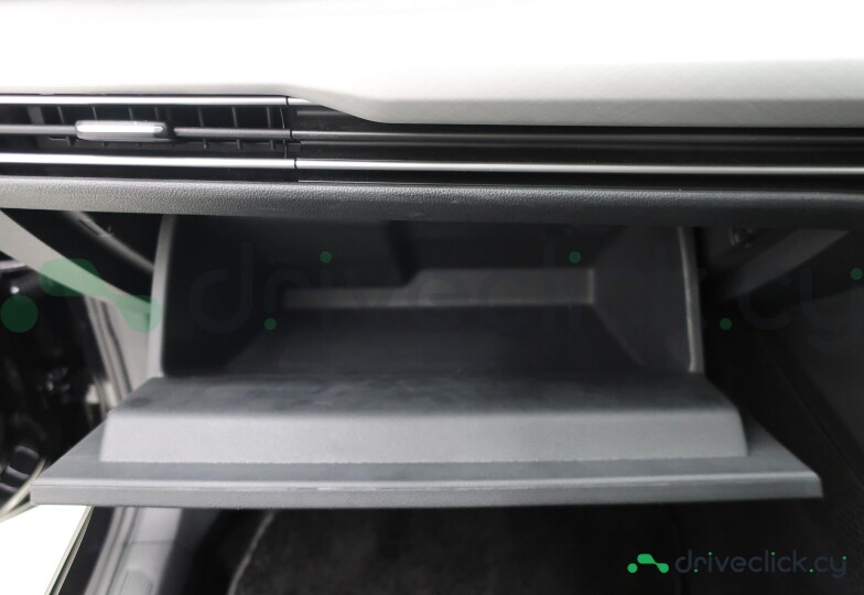 Volkswagen Golf Black