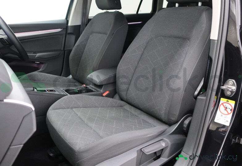 Volkswagen Golf Black