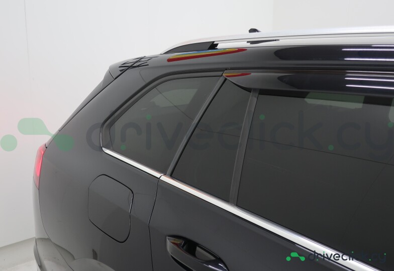 Volkswagen Golf Black