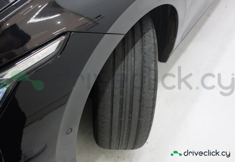 Volkswagen Golf Black