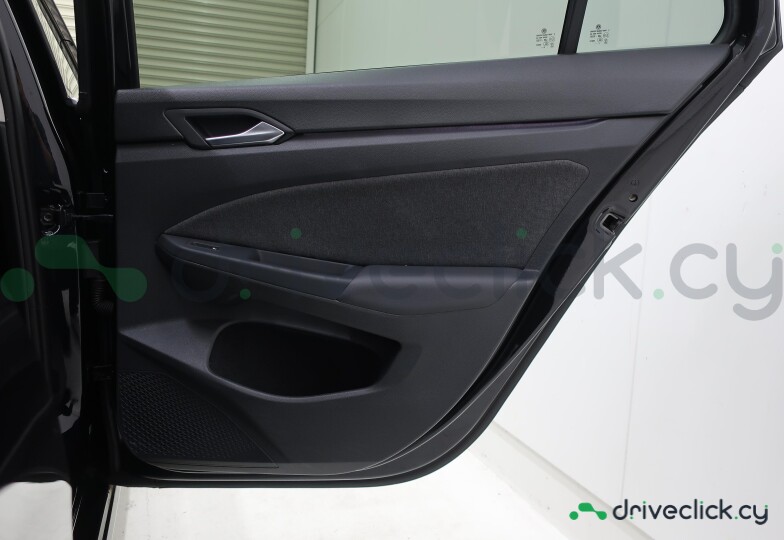 Volkswagen Golf Black