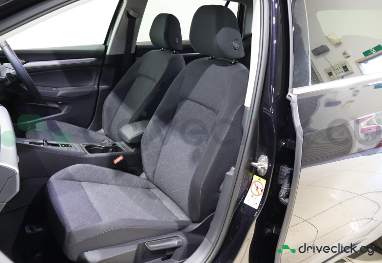 Volkswagen Golf Black