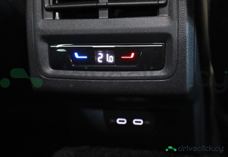 Volkswagen Golf Black