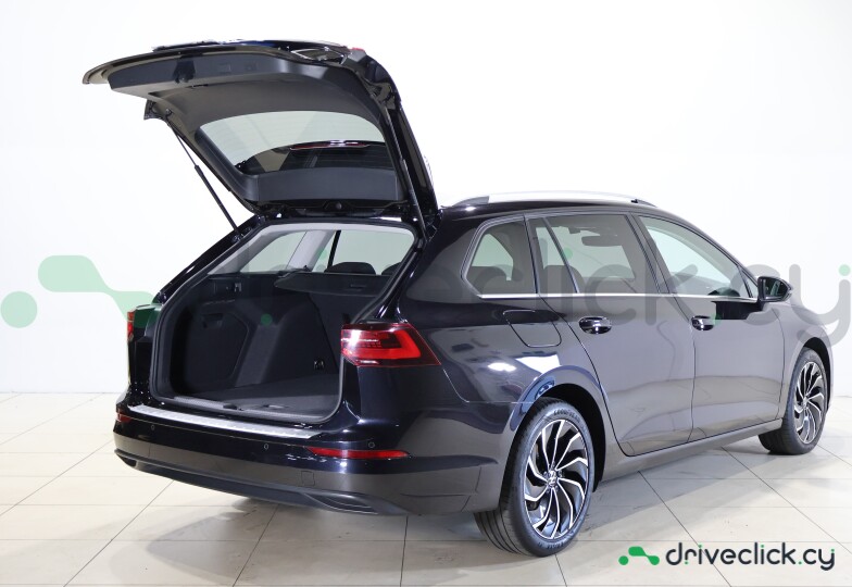 Volkswagen Golf Black