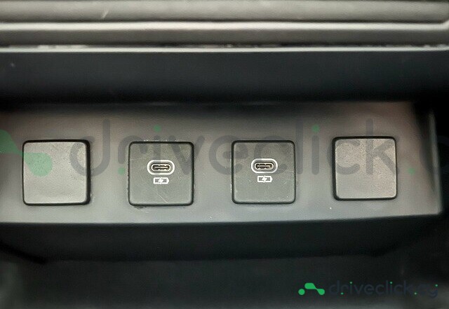 Land Rover Defender Grey