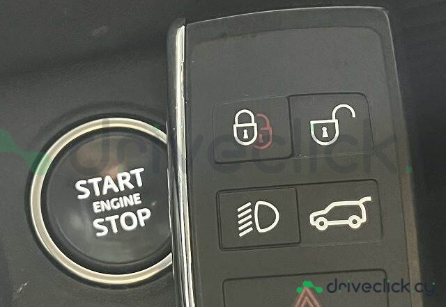 Land Rover Defender Grey