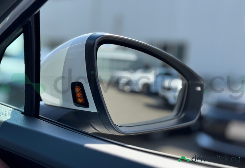 Volkswagen ID.4 White