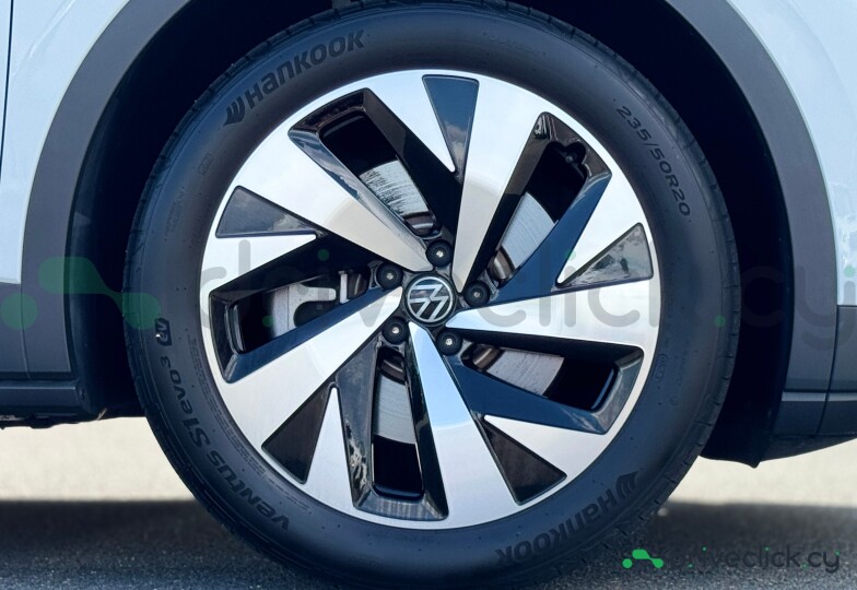 Volkswagen ID.4 White