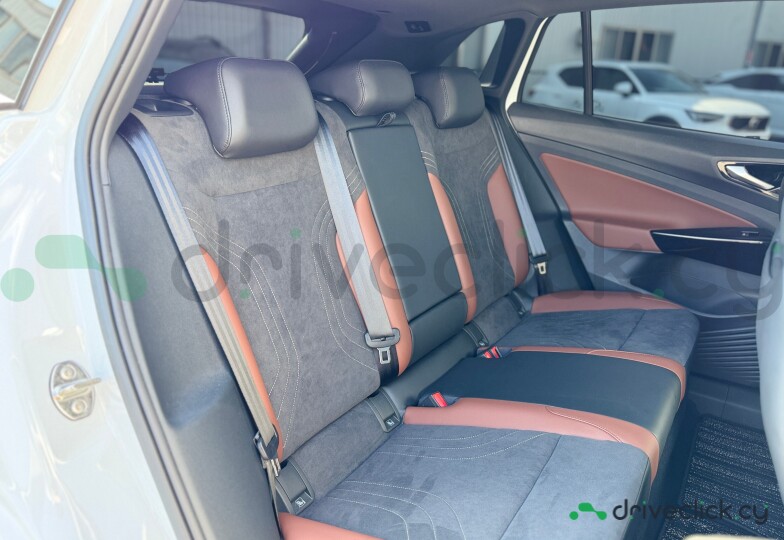 Volkswagen ID.4 White