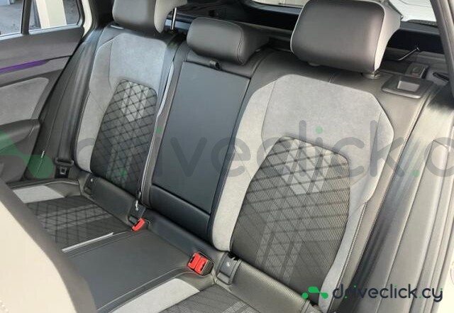 Volkswagen Golf White
