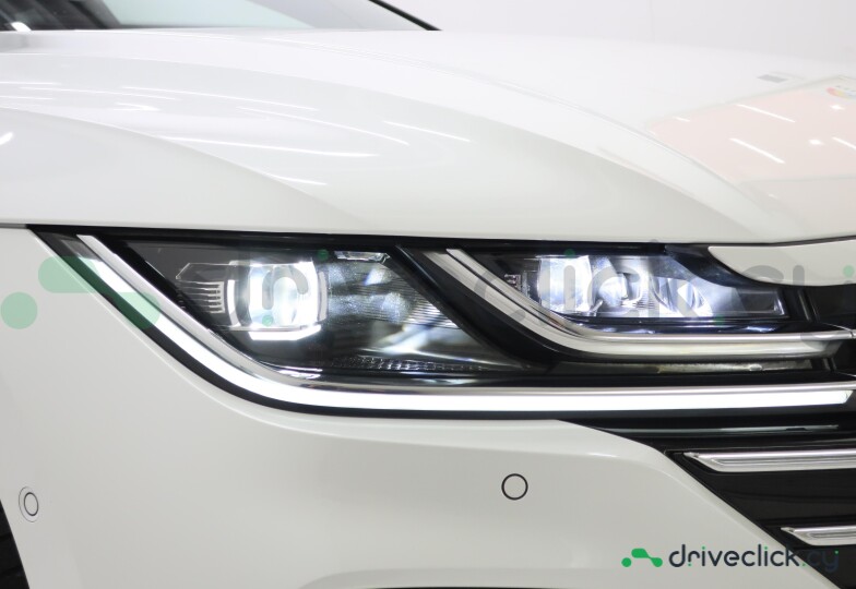 Volkswagen Arteon White
