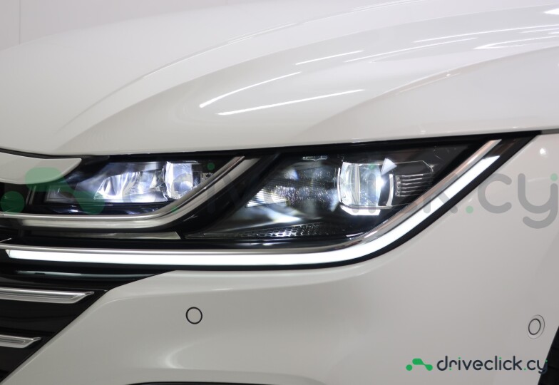 Volkswagen Arteon White