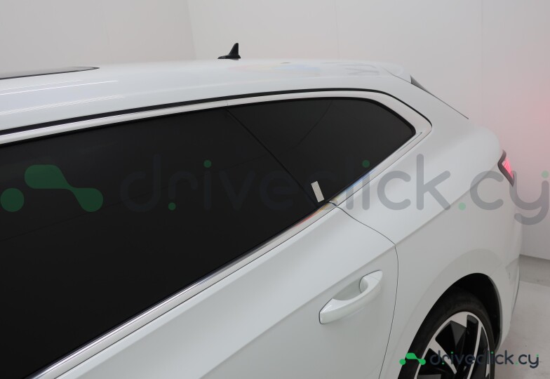 Volkswagen Arteon White