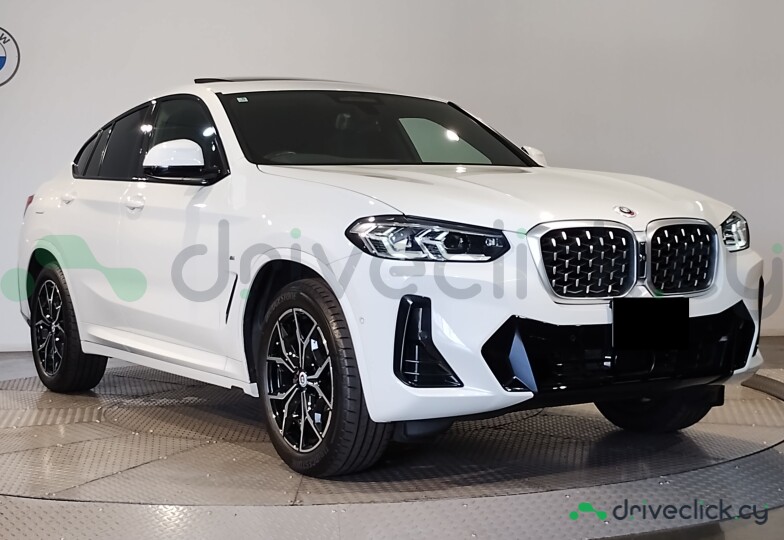 BMW X4 White