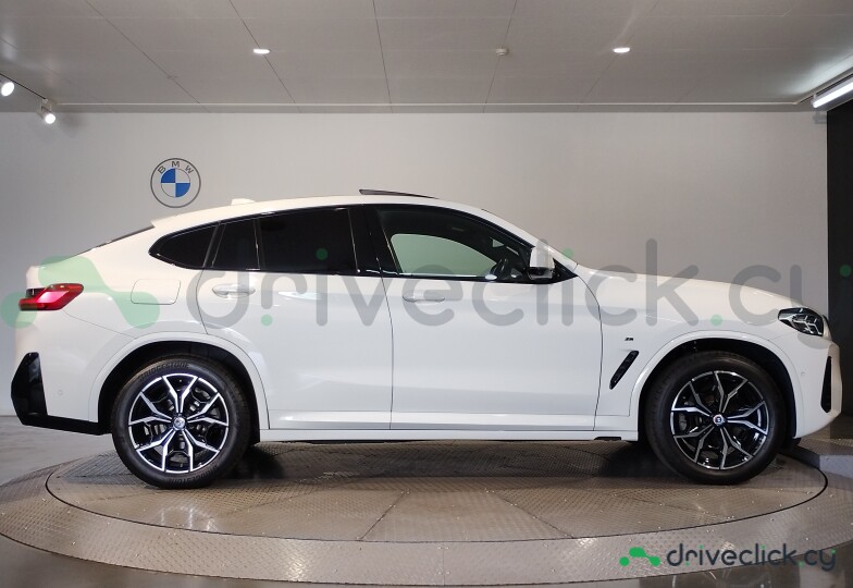 BMW X4 White