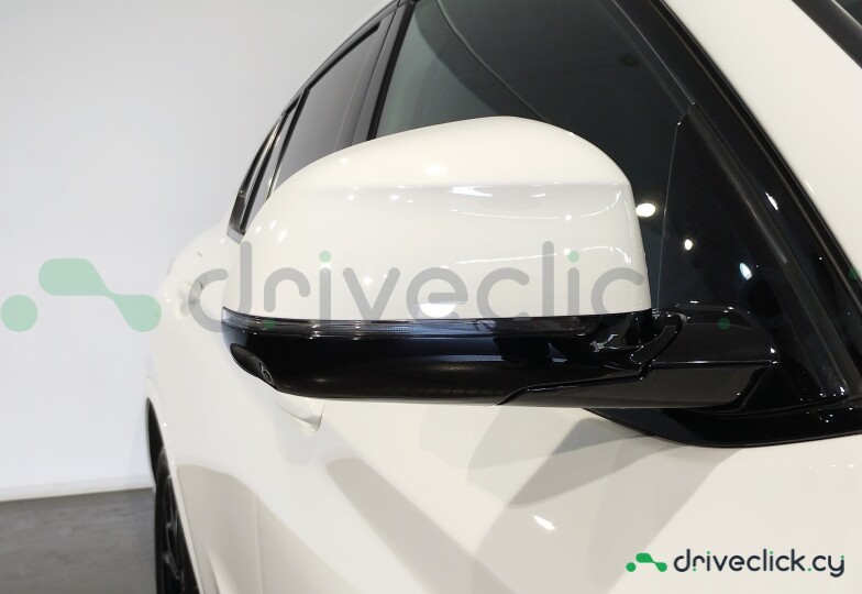 BMW X4 White