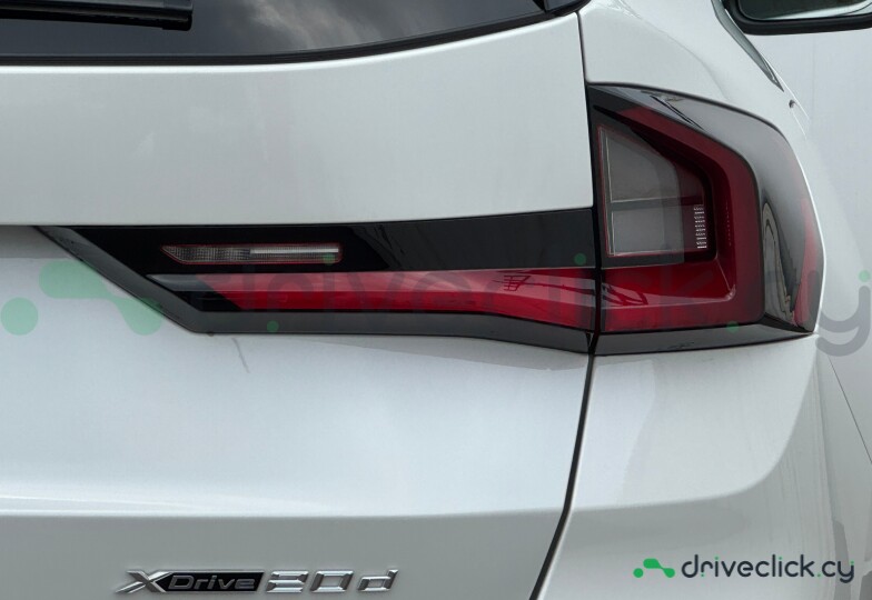 BMW X1 White