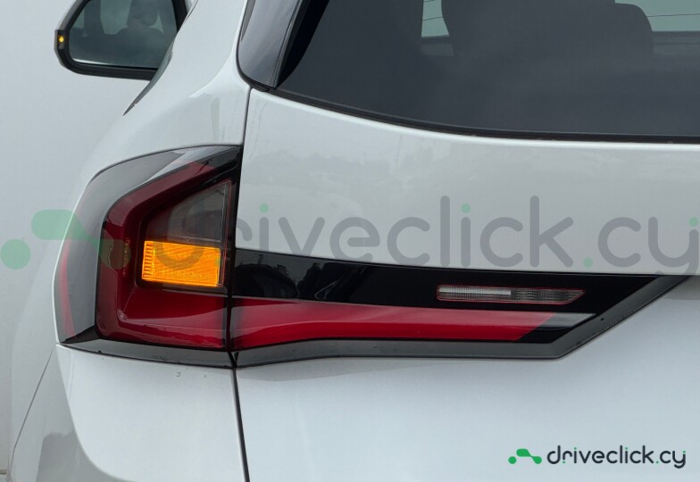 BMW X1 White