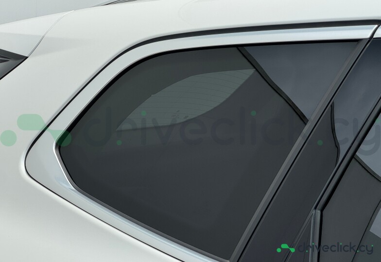 BMW X1 White