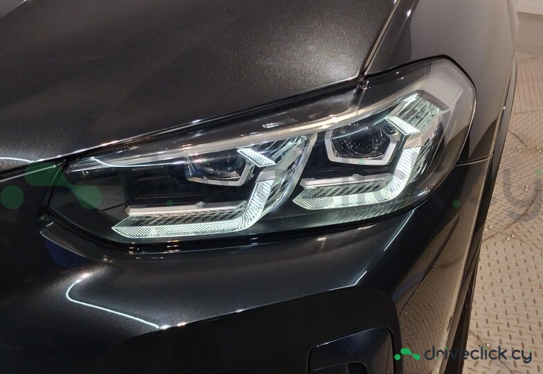 BMW X4 Black