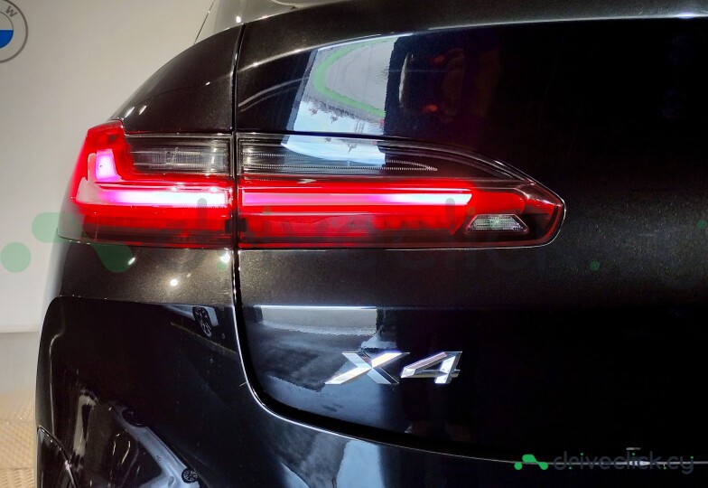 BMW X4 Black