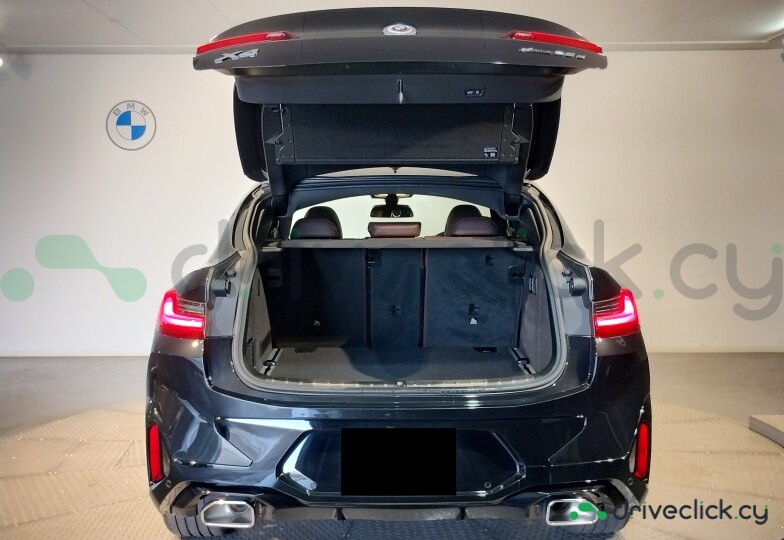BMW X4 Black