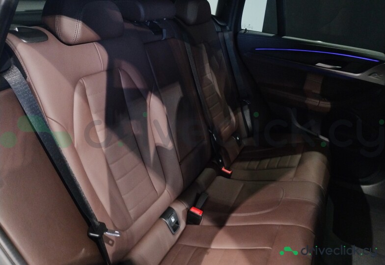BMW X4 Black