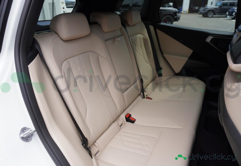 BMW X3 White