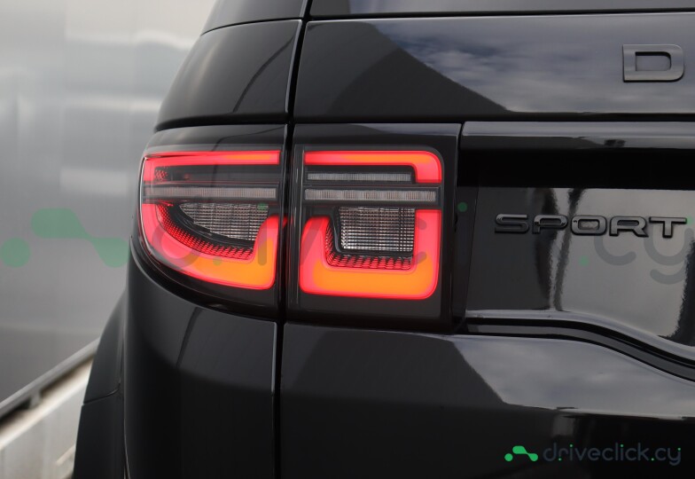 Land Rover Discovery Sport Черный