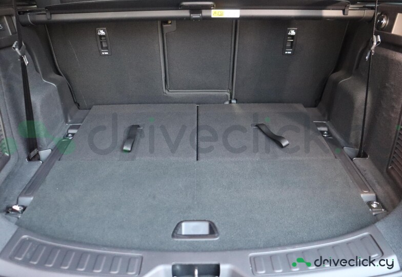 Land Rover Discovery Sport Черный