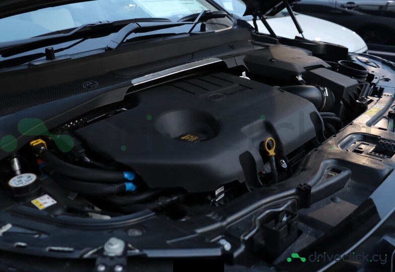 Land Rover Discovery Sport Черный