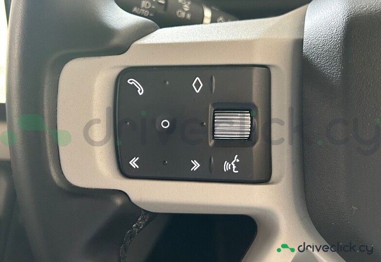 Land Rover Defender Серый