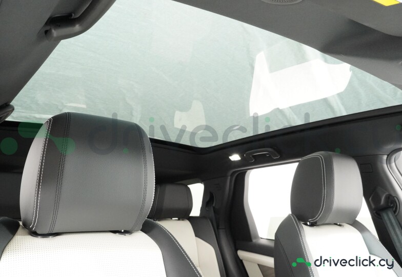 Land Rover Discovery Sport Белый