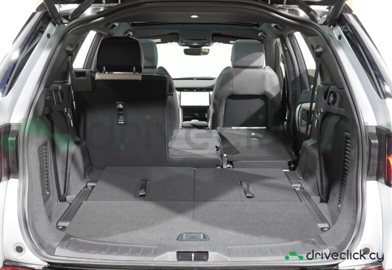 Land Rover Discovery Sport Белый