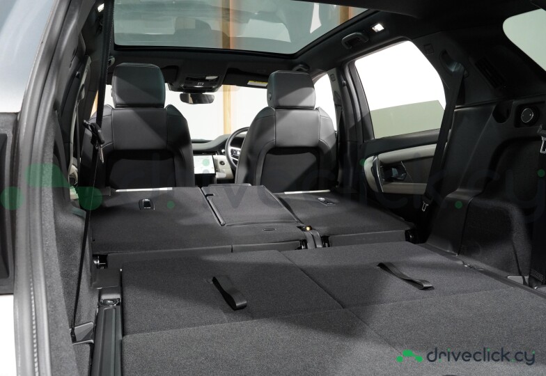 Land Rover Discovery Sport Белый